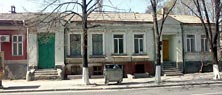 Bucureşti, 61 (colţ str. V. Pîrcălab)